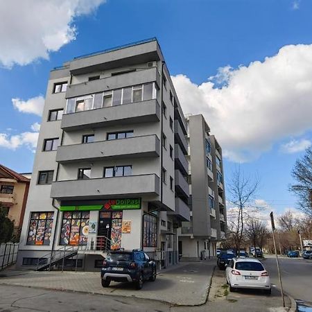 Apartament 1 Mai Bloc Nou-Self Check-In 크라이오바 외부 사진